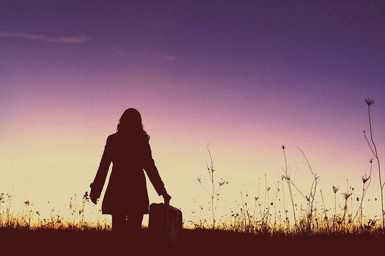 رفتن یا نرفتن از زندگی کنونی؛ مساله این است رفتن یا نرفتن از زندگی کنونی؛ مساله این است